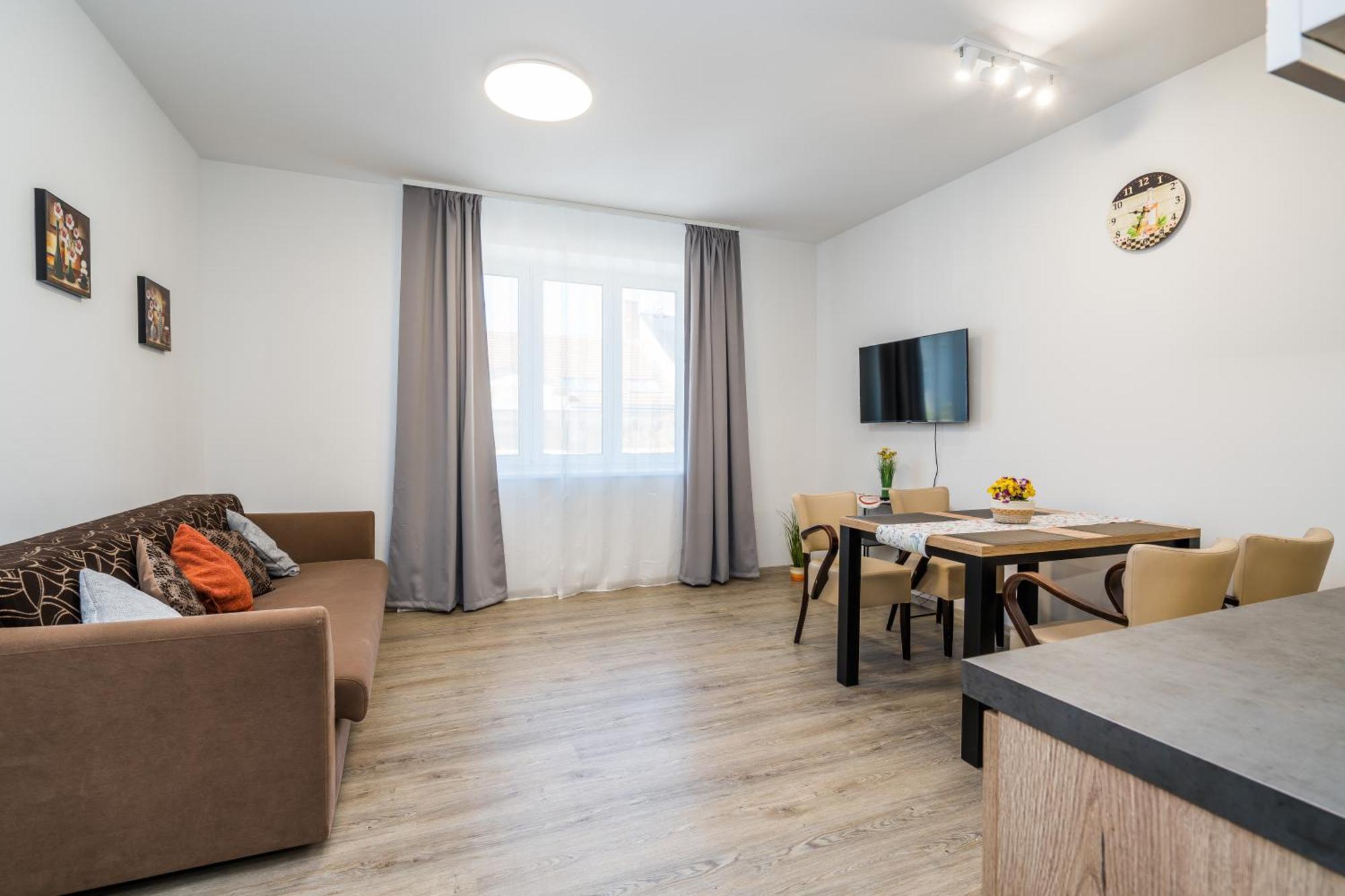 Apartament Perla Hradce 101 Hradec Králové Zewnętrze zdjęcie